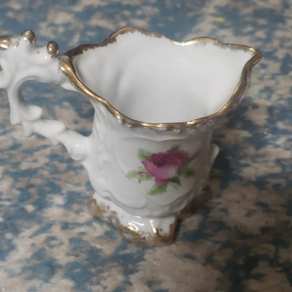 LEFTON CHINA CREAMER, SUGAR DISH AND LID WITH TRAY